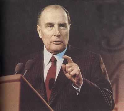 密特朗成为法国第一个社会党人总统