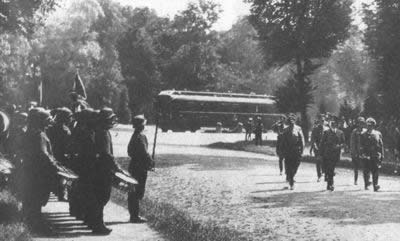 法国向德国投降图片集(二)