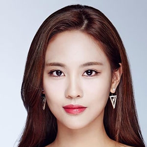 王霏霏的英文名