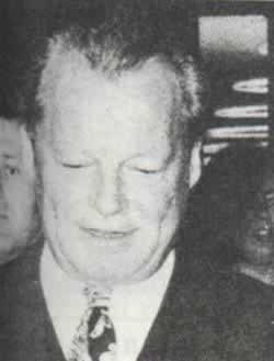 西德总理勃兰特因间谍丑闻下台