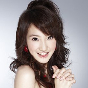 苑新雨的英文名